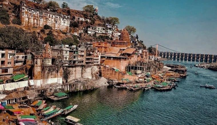 Indore to Omkareshwar Taxi